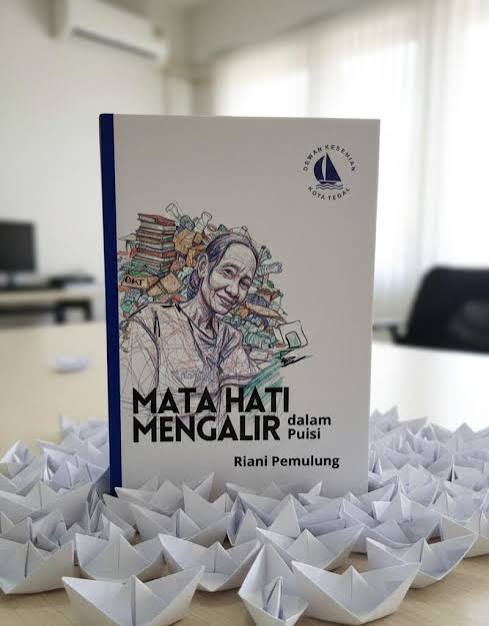 MATA HATI MENGALIR DALAM PUISI